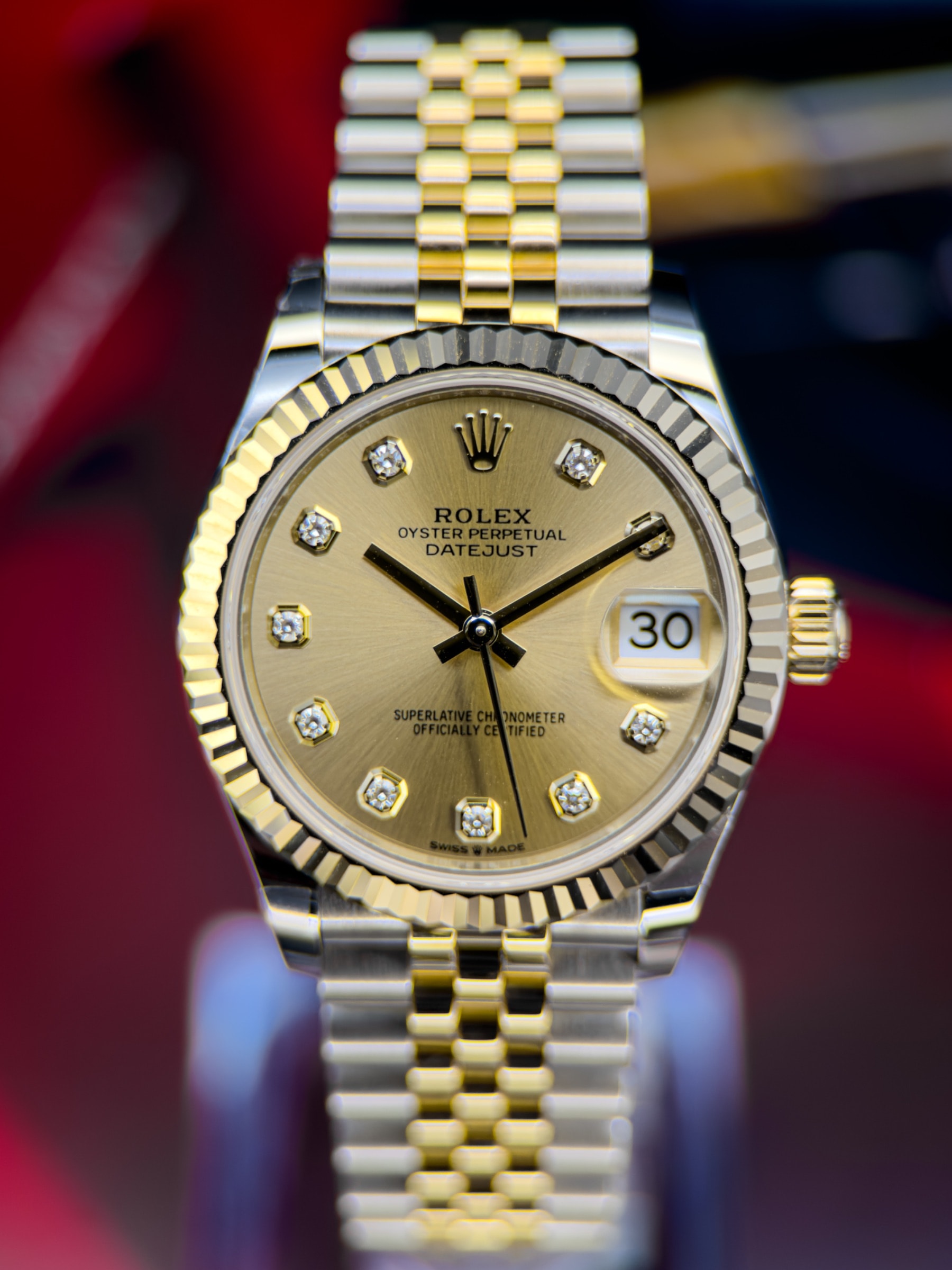 Rolex Datejust 278273, gold dial
